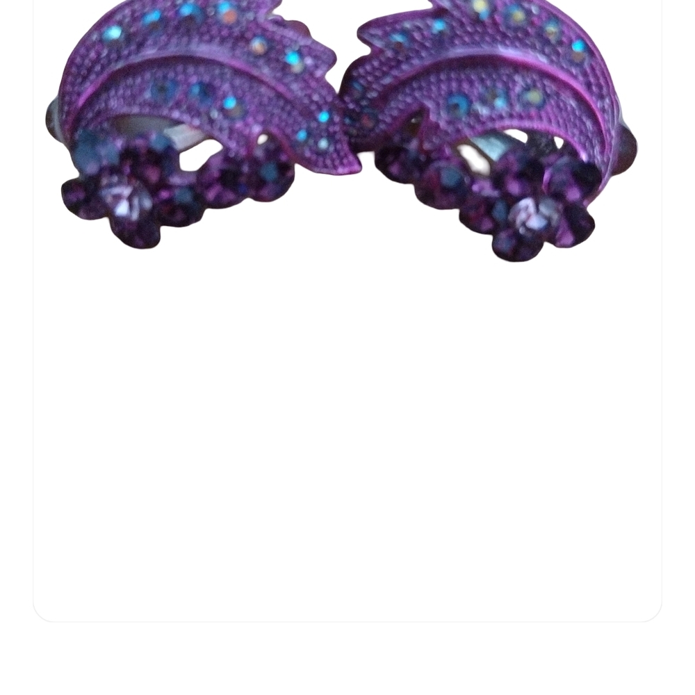 Vintage Elegant Purple Crystal Clip On Earrings - Picture 2 of 2